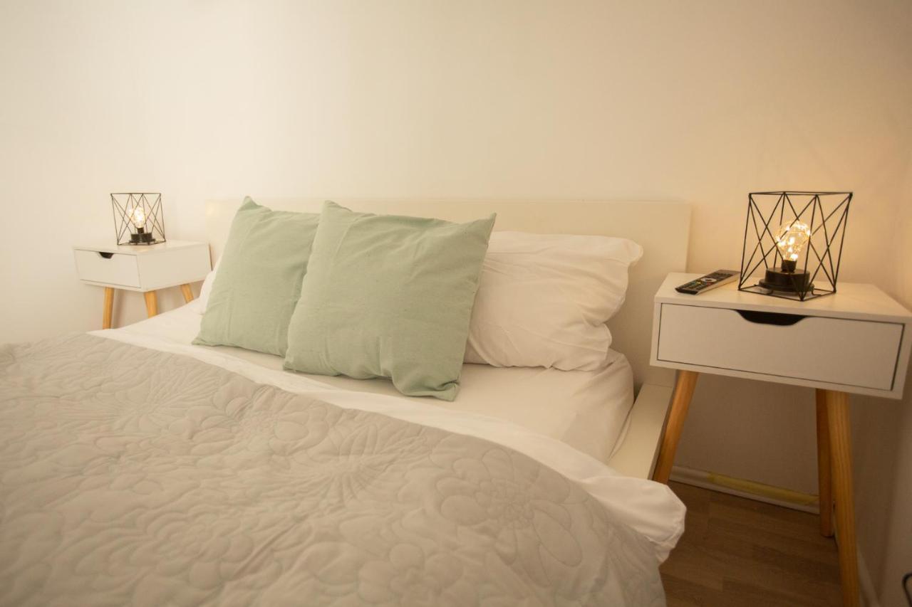Neu Innenstadt Altstadt Apartment In Top Lage Von Koln Extérieur photo